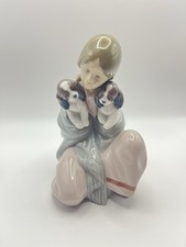 Lladro Figurine Girl with