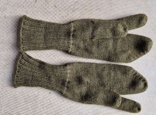 Ww2 regulation gloves - ww2, a