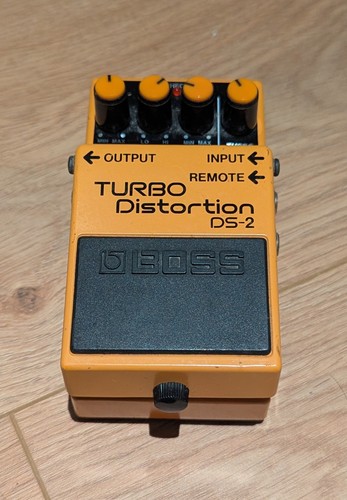 Boss turbo distortion - ds-2,