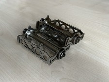 TWO RIGHT SIDE Vintage Rat Trap Bicycle Pedals FOR SPARES ONLY