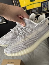 adidas Yeezy Boost 350 V2