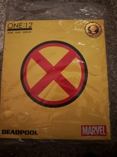 MEZCO ONE 12 COLLECTIVE X-MEN DEADPOOL SDCC 2017 EXCLUSIVE BLUE ACTION FIGURE
