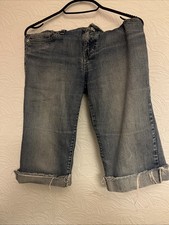 Vintage Levi’s Eve Square