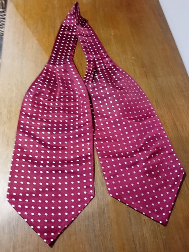 Cravat 100 silk club - cravat, silk.