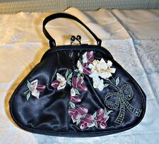 *EXQUISITE VINTAGE STYLE BLACK SILKY WITH EMBROIDERY & APPLIQUE HAND BAG COOL