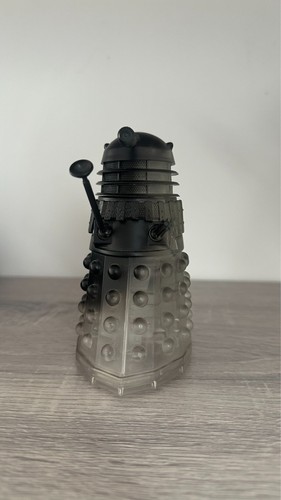 Doctor who invisible light - doctor, invisible/light