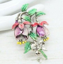 Vintage Exquisite Enamel