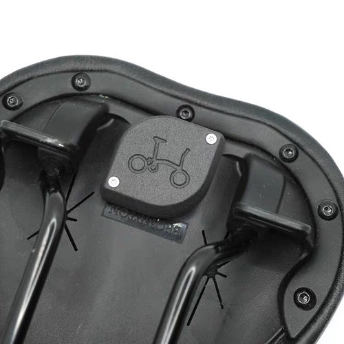 Saddle hidden airtag - saddle,