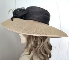 BRAND NEW WINDSMOOR BEIGE DARK
