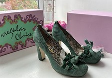 IRREGULAR CHOICE Style Number