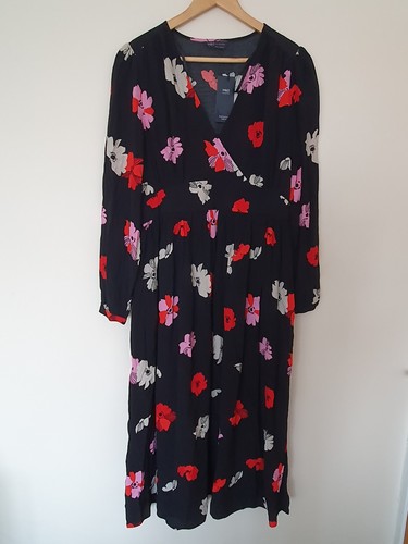 Bnwt marks spencer black - &,