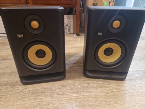 Krk rokit with cables - with,
