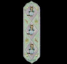 1 x White Porcelain Finger Push Plate Beatrix Potter Tom Kitten Design + 1 FREE!