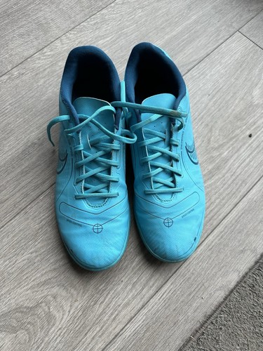 Size nike mercurial - 7.5,