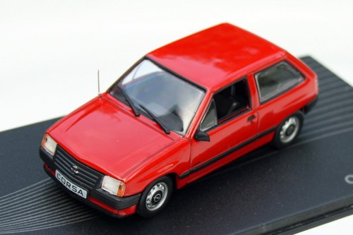 Opel corsa luxus door - corsa,