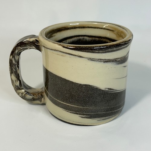 Studio pottery signed - studio,