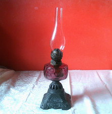 VINTAGE DUPLEX OIL LAMP WITH