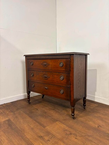 Vintage oak bedroom chest - chest, of