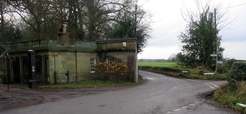 Photo 6x4 the gatehouse - photo,