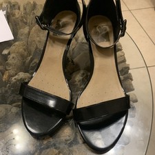 LADIES EVANS BLACK PATENTY