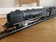 WRENN W2227 'OO' GAUGE 'CITY