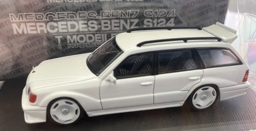 Mortal model mercedes benz - model, mercedes-benz