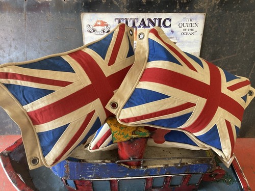 Pair union jack aged - of,