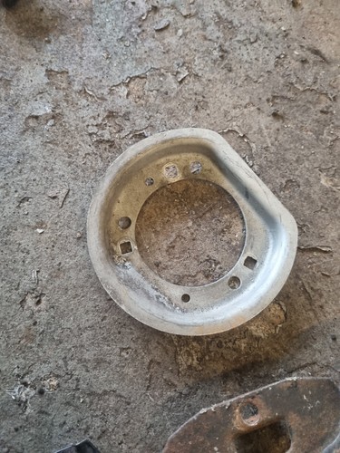 Fuel filler neck body - filler, ring