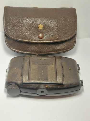 Art deco bakelite - art, coronet