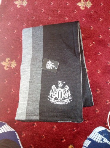 Newcastle united scarf - newcastle, new