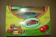 1974  FORD MAVERICK    1:24 Diecast Model Kit MOTORMAX FRESH CHERRIES