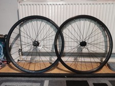 Set Of Merida Expert Road Wheels 700c Wheelset Disc Thru Axle Centre Lock New 