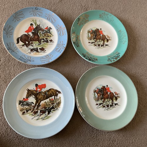 Vintage hunting scene plates - 4,