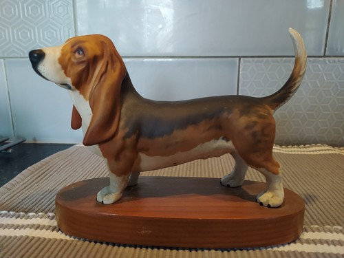 Mounted beswick bassett - mounted,