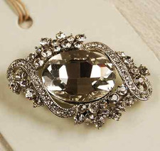  VINTAGE LOOK FACETED OVAL