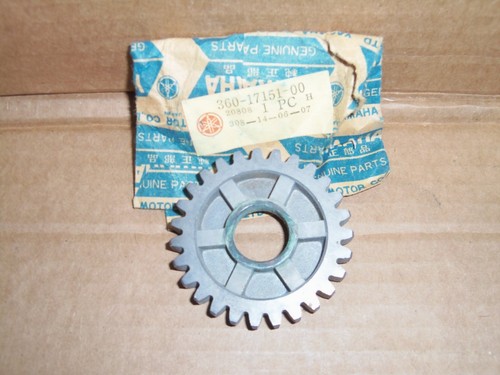 Nos yamaha 5th pinion gear - *nos,