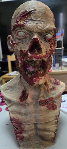 Fred the zombie bust - the,