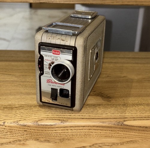 Kodak brownie 8mm movie - 8mm,