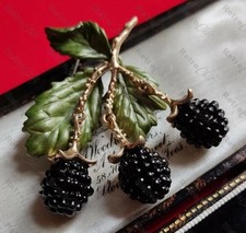 Vintage Art Deco Style Realistic Blackberries Fruit Articulated Brooch Jewellery