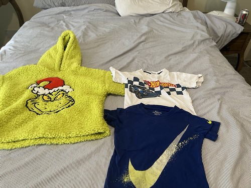 Grinch fleece hoodie 4 - grinch,