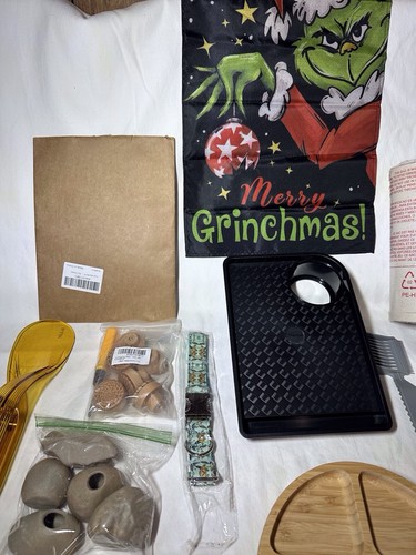 Mystery box items - box, 20+
