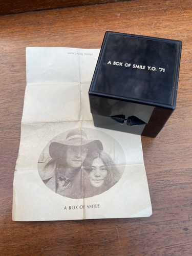 Beatles john lennon yoko ono - john,