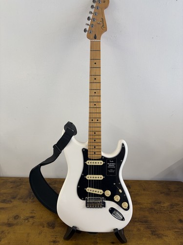 Fender guitar player - fender,