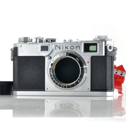 Nikon late model - s2,