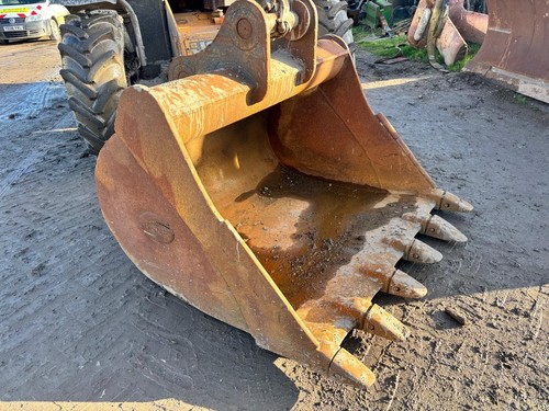 Digging bucket excavator - digging,
