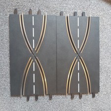 Carrera Evolution/Digital Crossover.