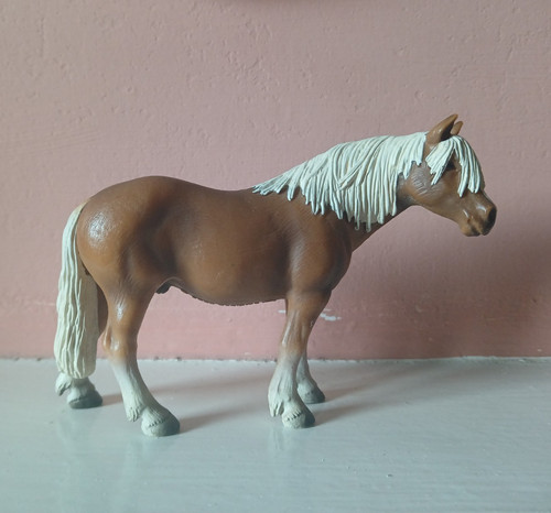 Schleich horse figurine - schleich,