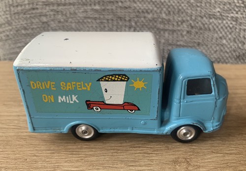 Corgi toys 435 commer - toys, no.435