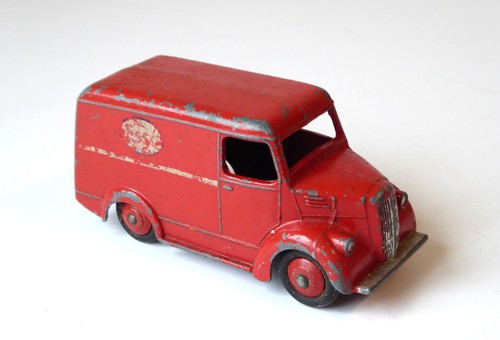 Dinky toys 450 trojan - 450, 'trojan