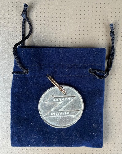 Zagato milano car keyring - z,